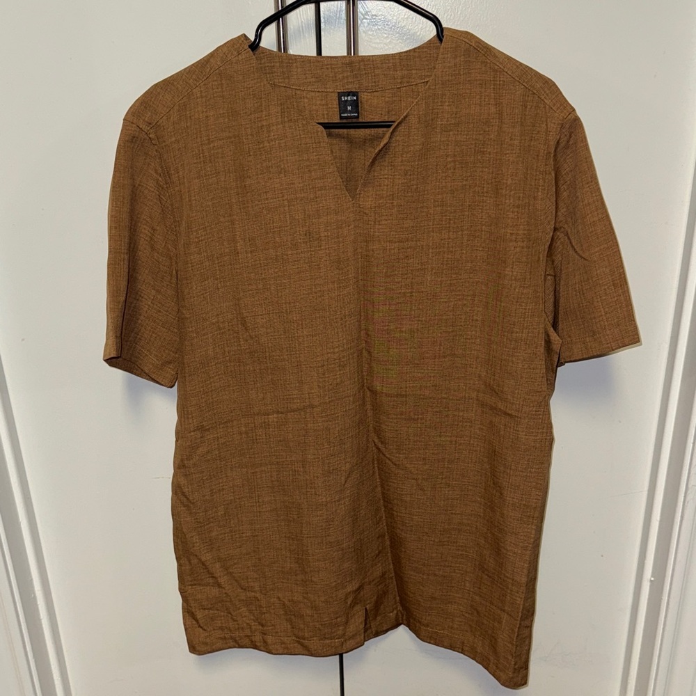 SHEIN Men's Tan Short Sleeve Tee